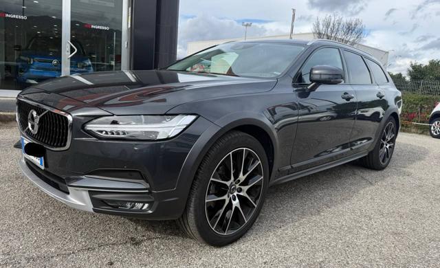 VOLVO V90 Cross Country D4 AWD Pro