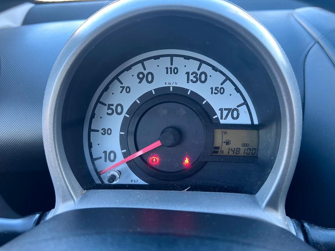 Toyota Aygo 1.0 12V VVT-i 5 porte Deep Ocean Connect