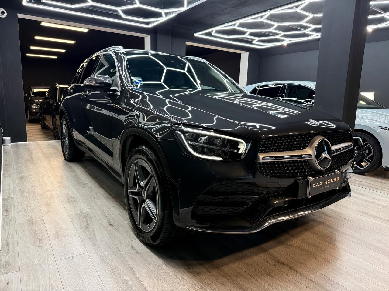 Mercedes Benz GLC 300D 4MATIC PREMIUM