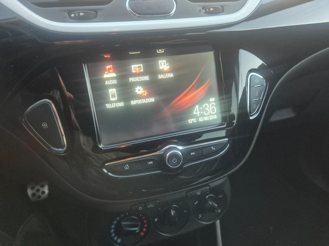 Opel Corsa 1.4 Benzina 90CV GPL Tech 5 porte