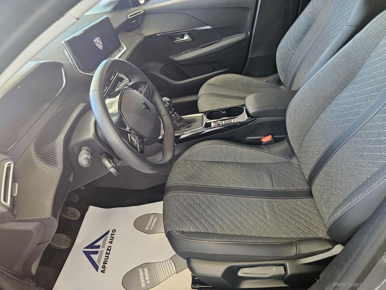 PEUGEOT 208 PureTech 100 S&S 5p. Allure