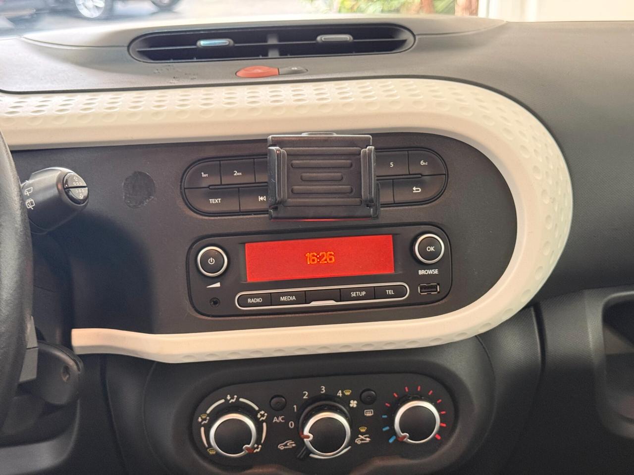 Renault Twingo SCe 1.0 Intense Limited