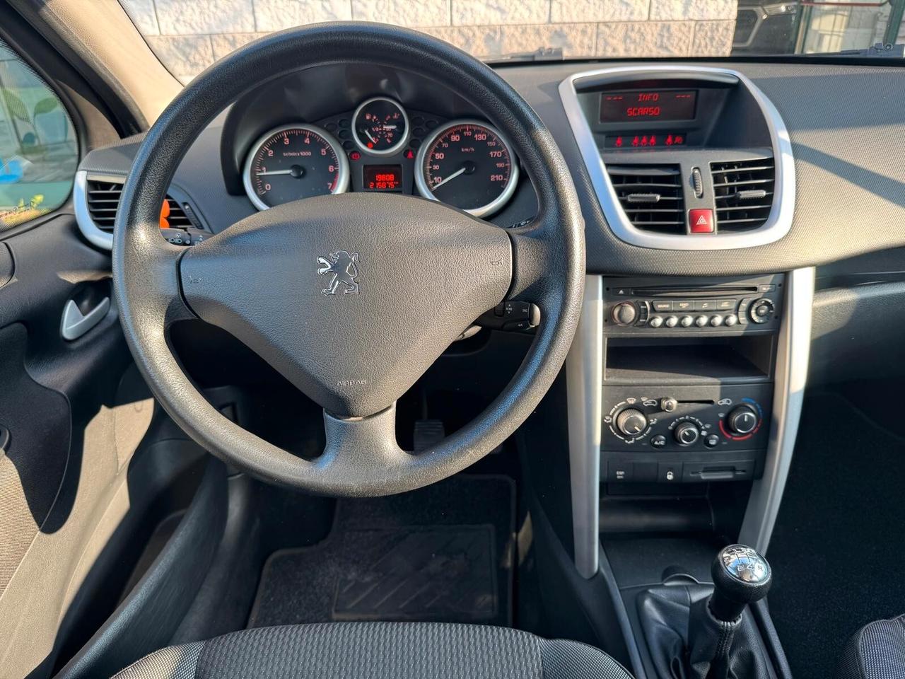 Peugeot 207 Plus 1.4 8V 75CV 5p. ECO GPL