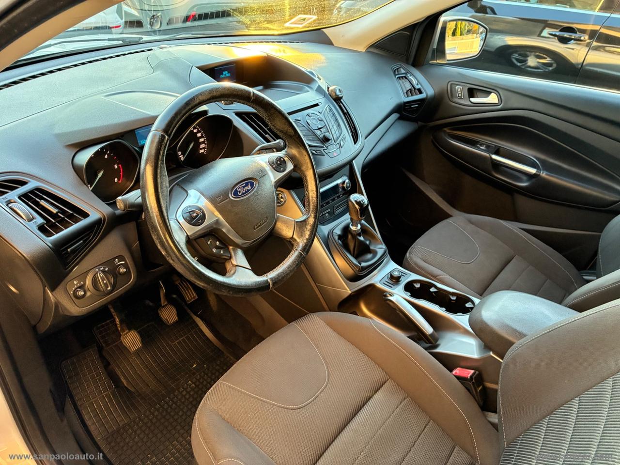 FORD Kuga 2.0 TDCI 115 CV 2WD Titanium