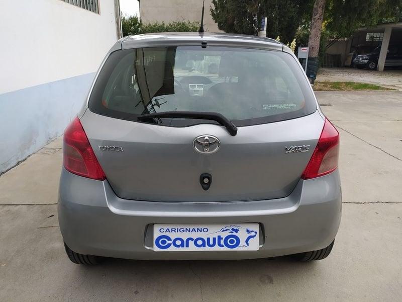 Toyota Yaris Yaris 5p 1.0 Sol