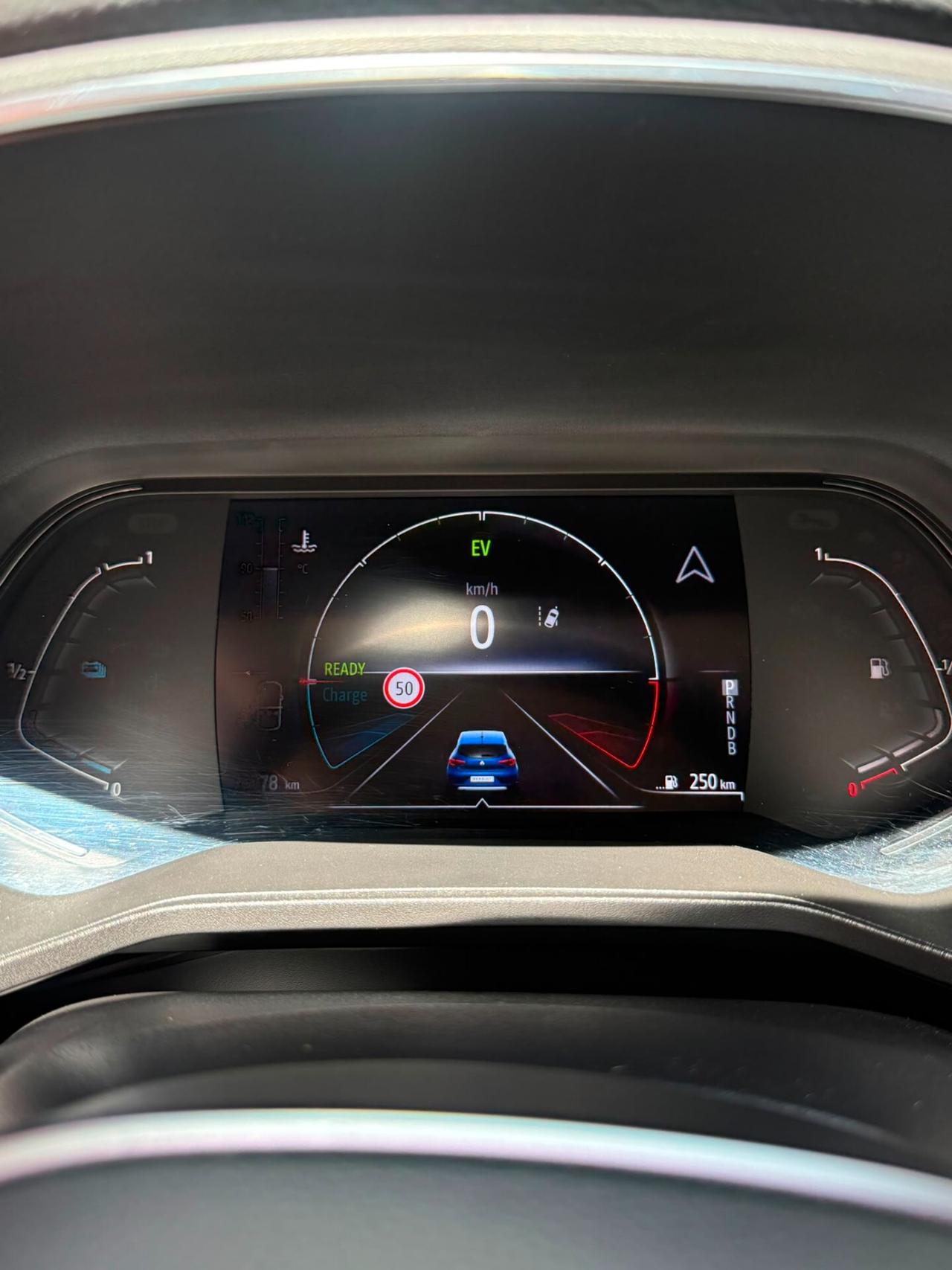 Renault Clio Full Hybrid E-Tech 140 CV 5 porte Initiale Paris
