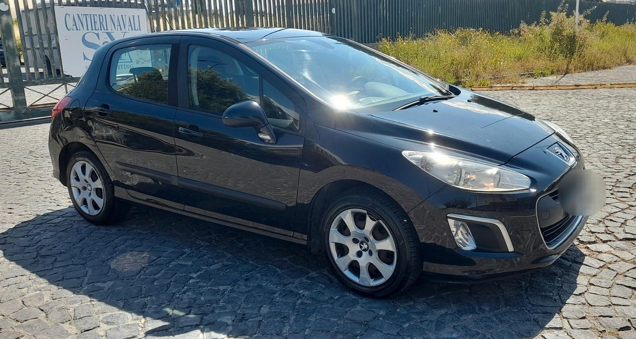 Peugeot 308 1.6 8V e-HDi 5p. Sport