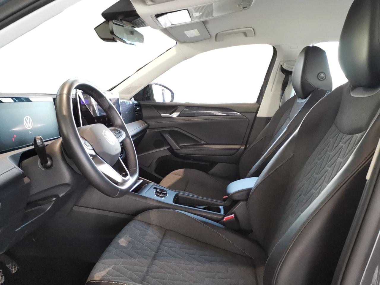 VOLKSWAGEN Tiguan III 2024 - Tiguan 2.0 tdi Life 150cv dsg