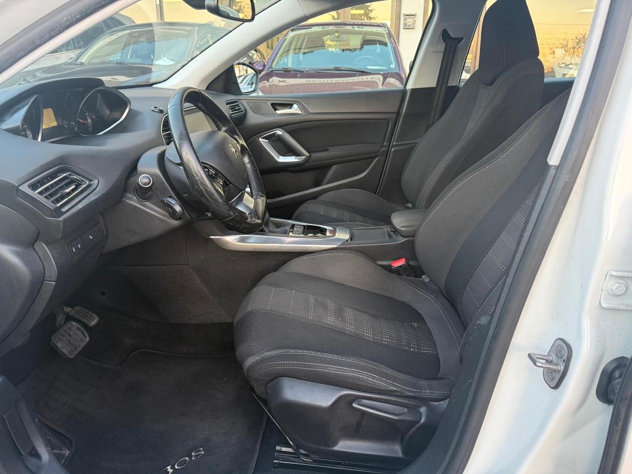 Peugeot 308 BlueHDi 120 S&S EAT6 SW Allure