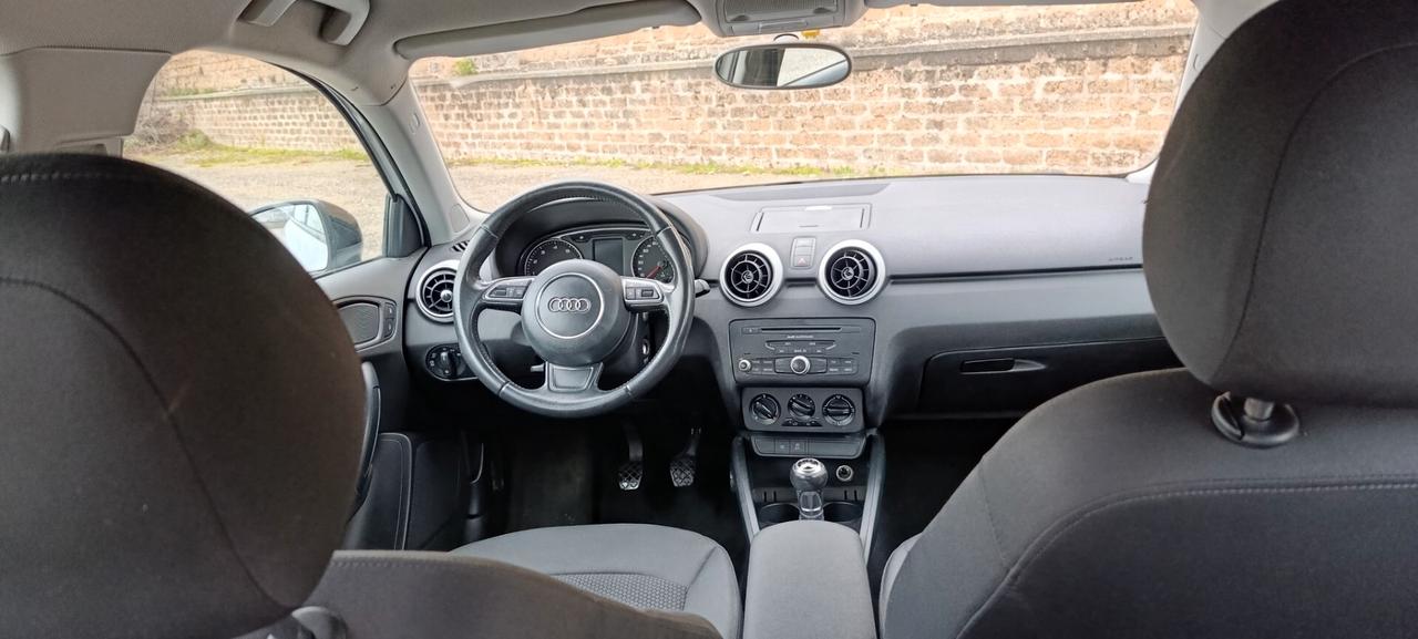 Audi A1 1.2 TFSI S line edition plus