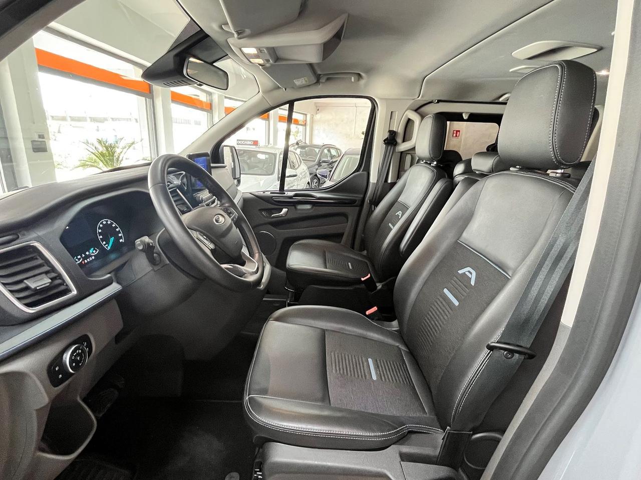 Ford Tourneo Custom 2.0 EcoBlue Active