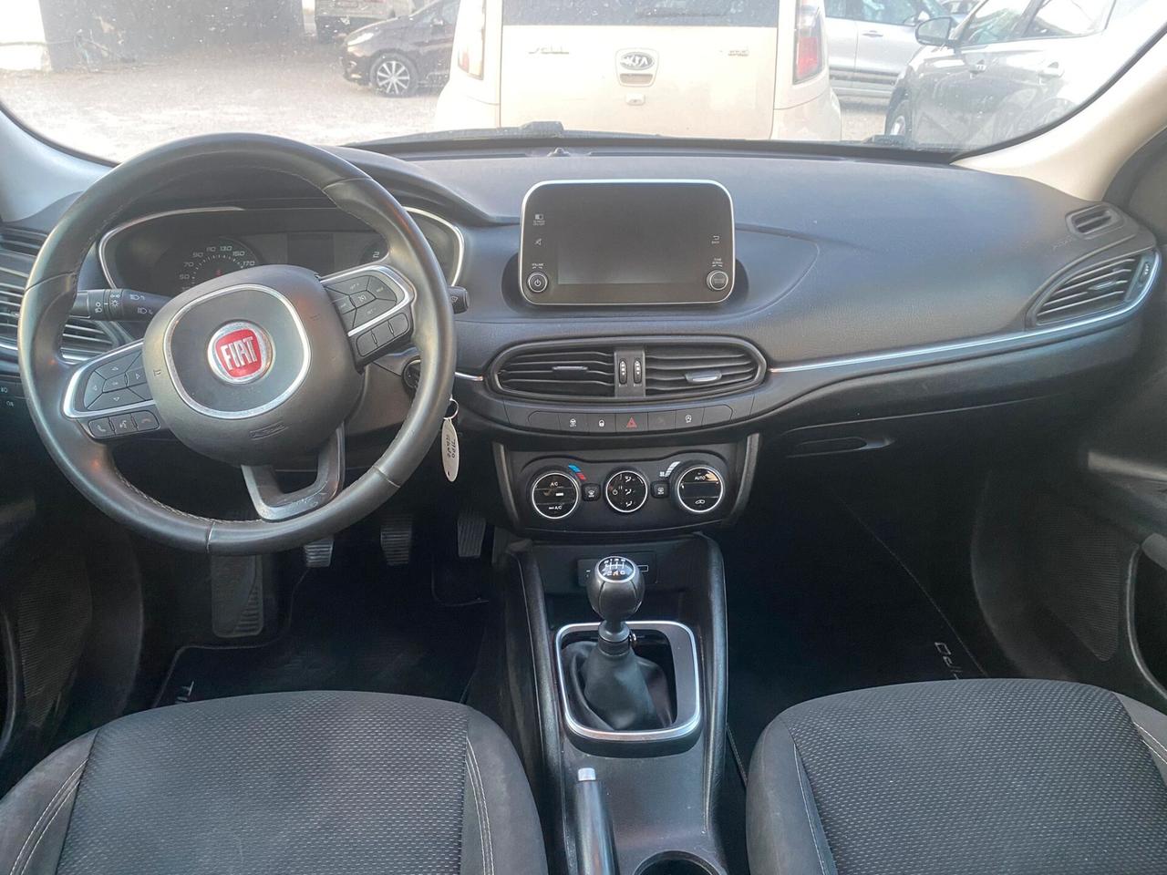 Fiat Tipo 1.6 Mjt S&S SW Lounge