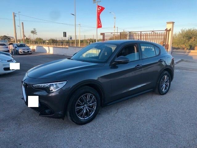 Alfa Romeo Stelvio 2.2 Turbodiesel 160 CV AT8 RWD Super