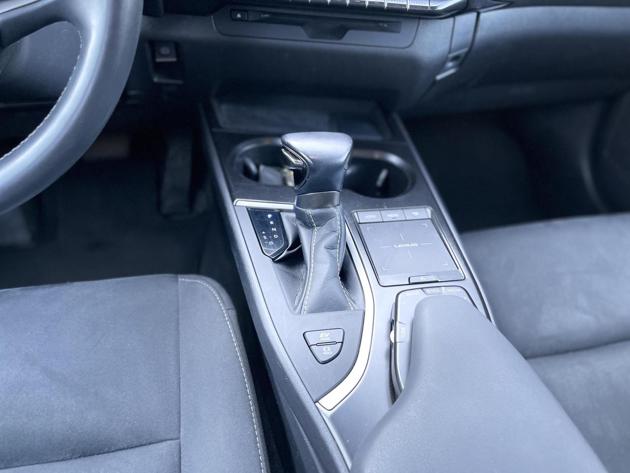 Lexus UX 250 Hybrid 146CV E6 - 2022