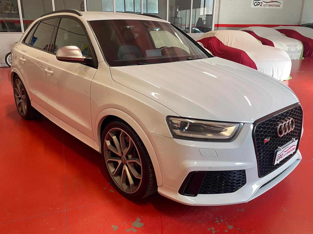 Audi RS Q3 2.5 tfsi QUATTRO S-TRONIC