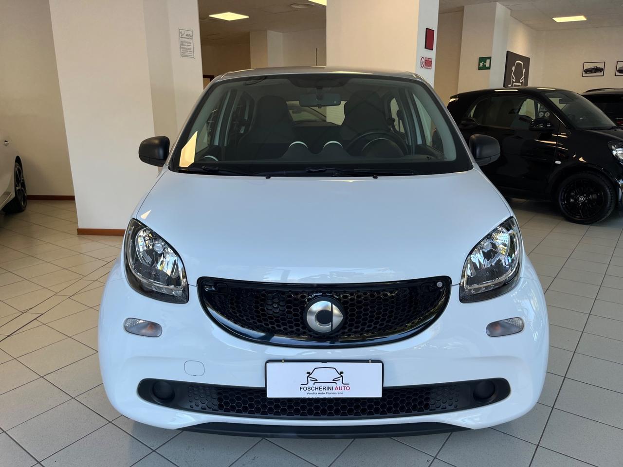 Smart ForFour 70 1.0 Prime pelle/navigatore/led!!