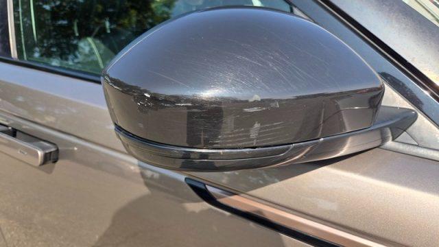 LAND ROVER Range Rover Velar 2.0D I4 240 CV R-Dynamic S PERMUTE IVA ESPOSTA