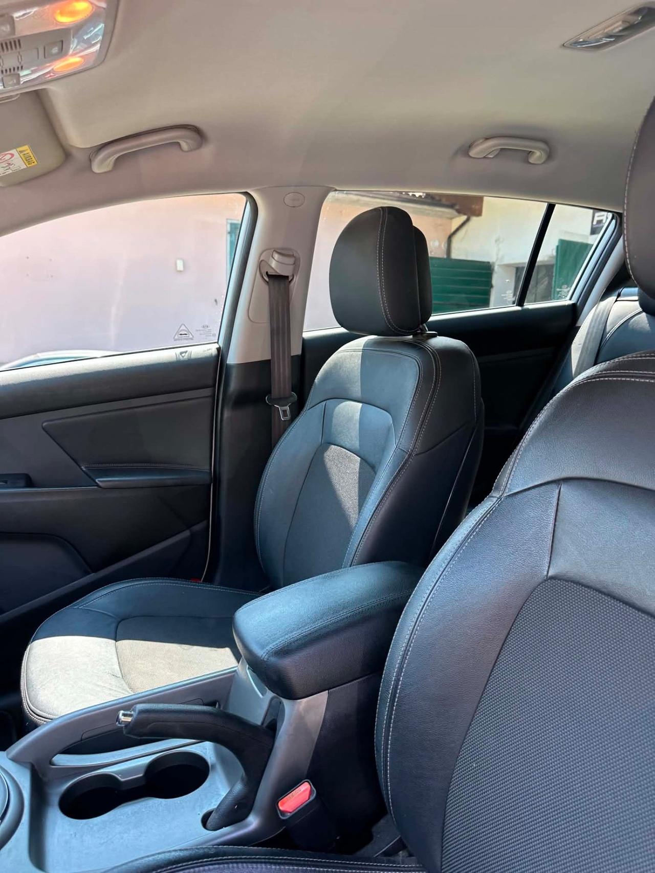 Kia SPORTAGE 2.0 CRDI ACTIVE EU6B KMCERT UNICOPR