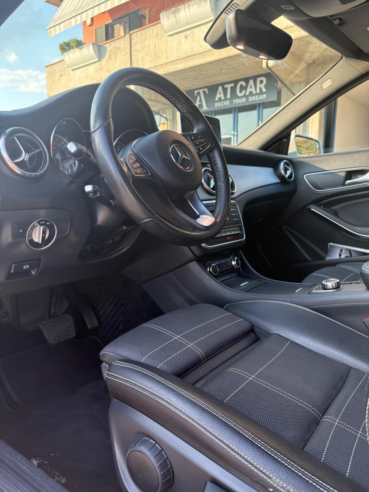 Mercedes-benz CLA 200 d Automatic Premium