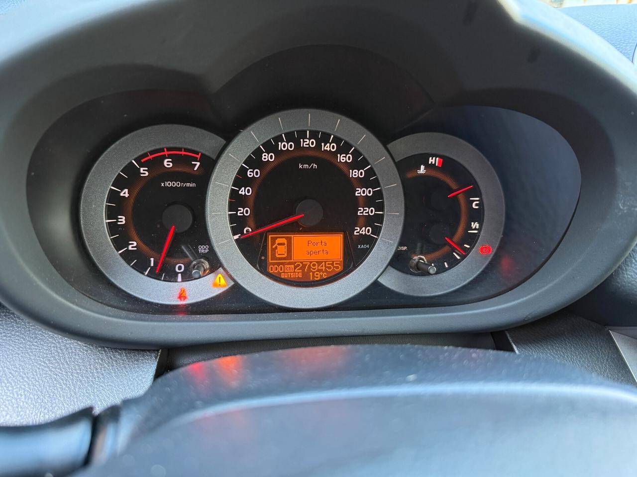 Toyota RAV 4 RAV4 2.2 D-4D 136 CV DPF Luxury