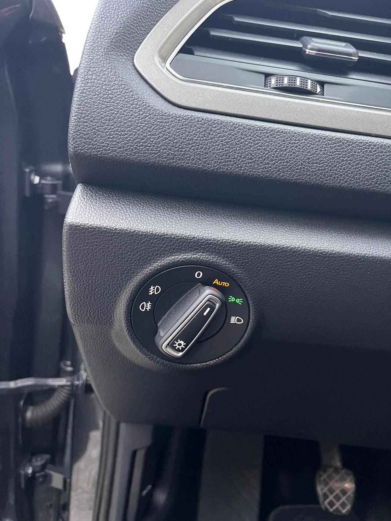 Volkswagen T-Roc 1.0 TSI Business BlueMotion Technology