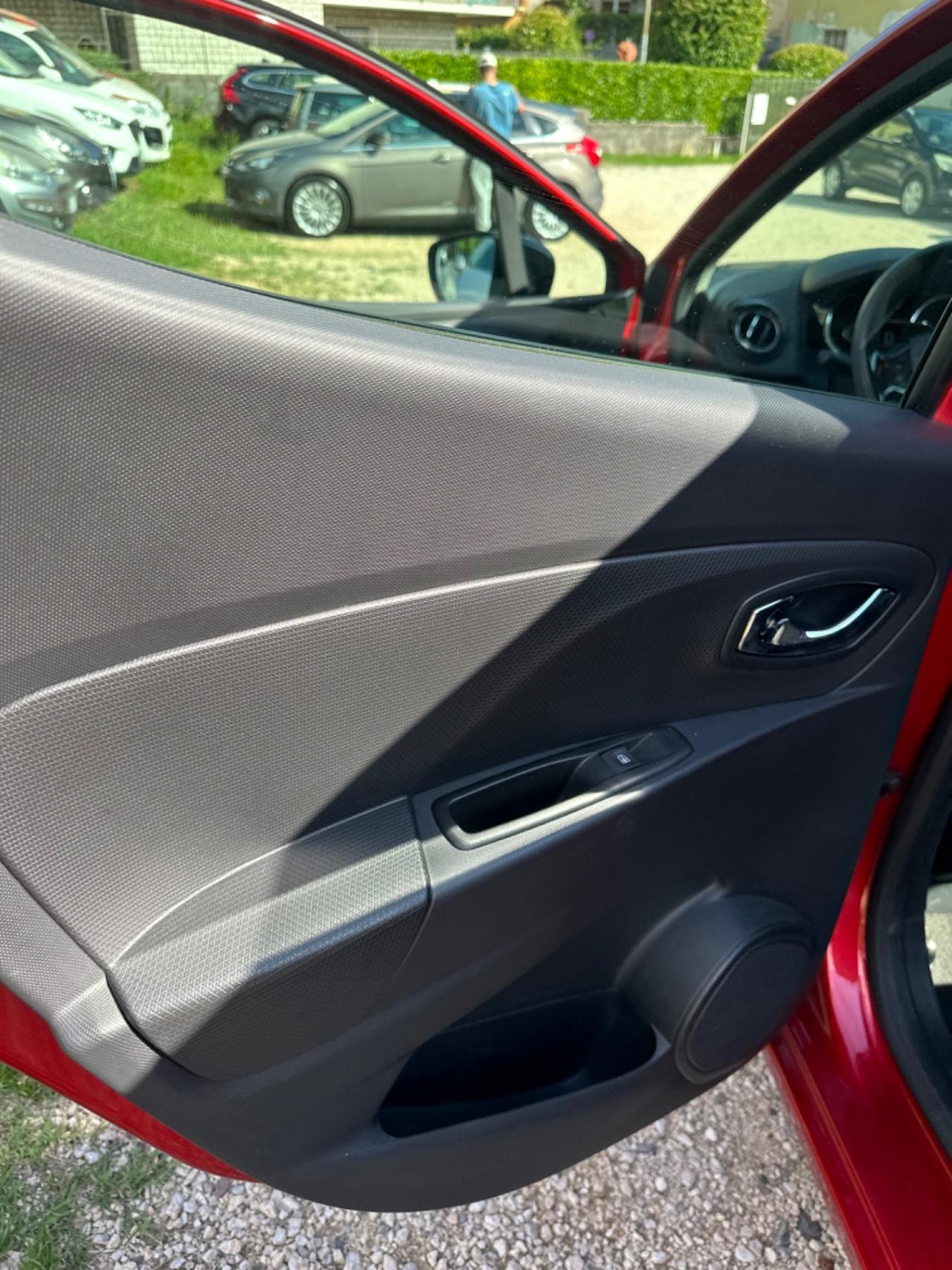 Renault CLIO TCe 12V 90CV 5P ENERGY KMCERT NEOPAT GARANZ