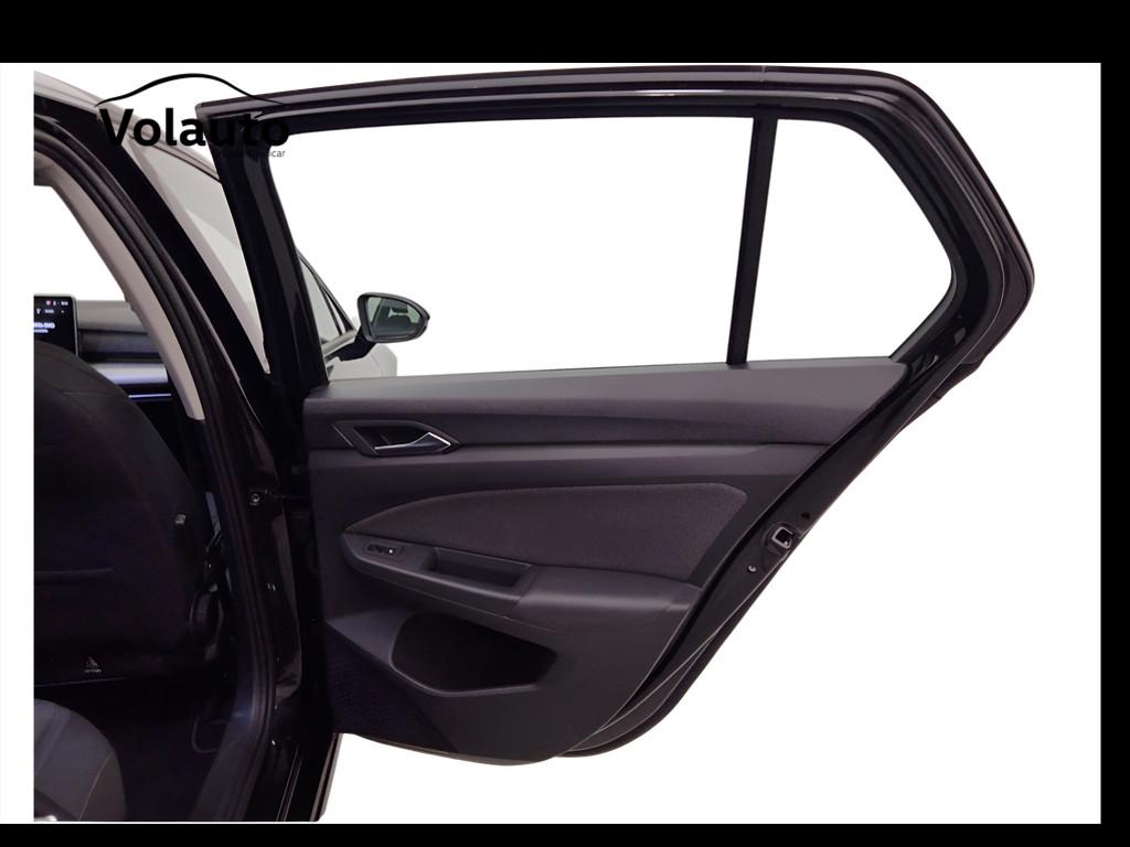 VOLKSWAGEN Golf VIII 2024 - Golf 2.0 tdi Life 115cv