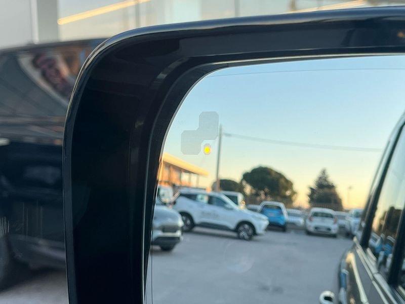 Land Rover Defender 110 3.0 I6 MHEV SE AWD Auto