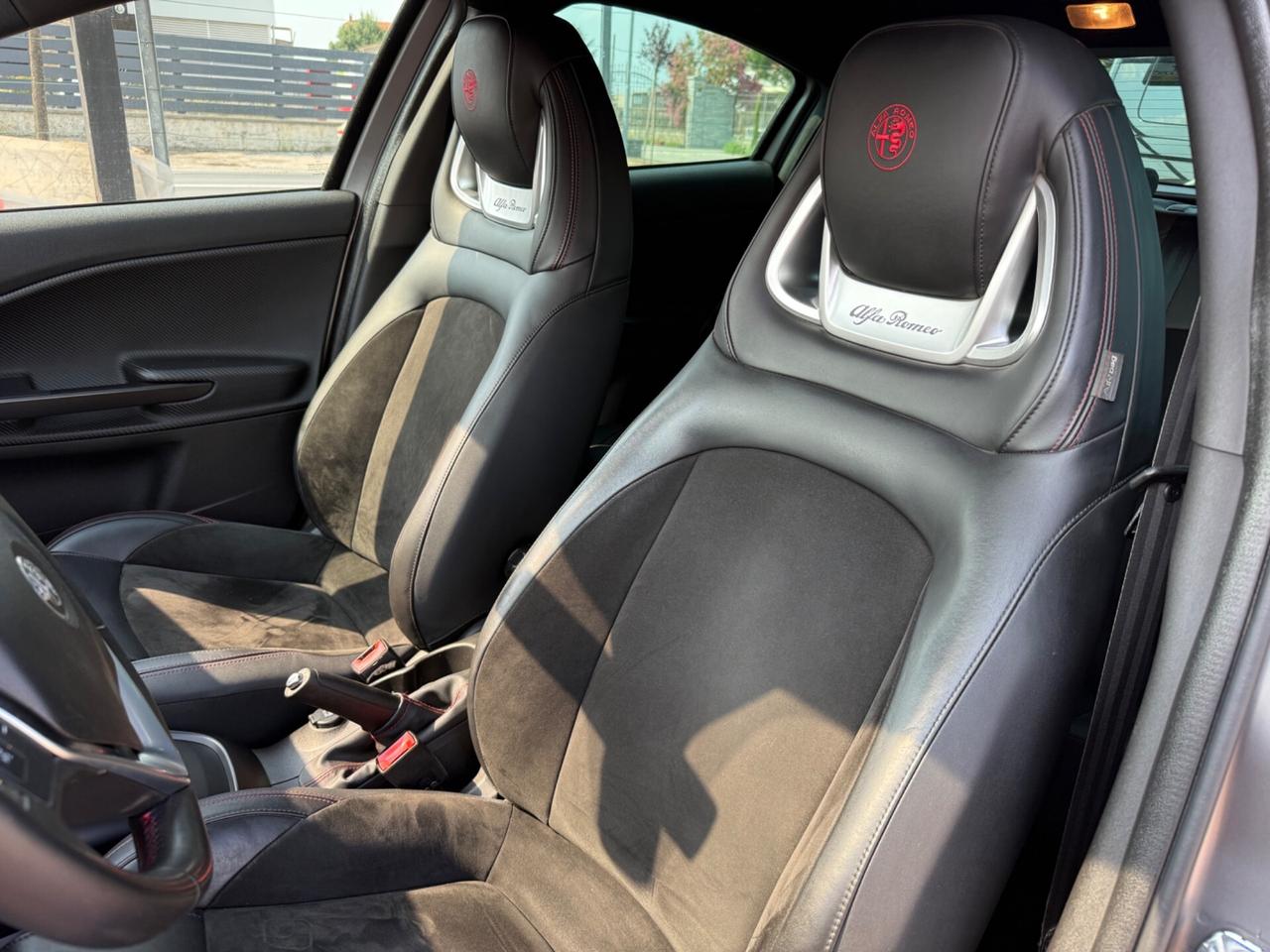 Alfa Romeo Giulietta 1.6 JTDm 120 CV QUADRIFOGLIO