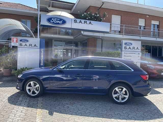 Audi A4 Avant 40 TDI quattro S tronic Business Advanced