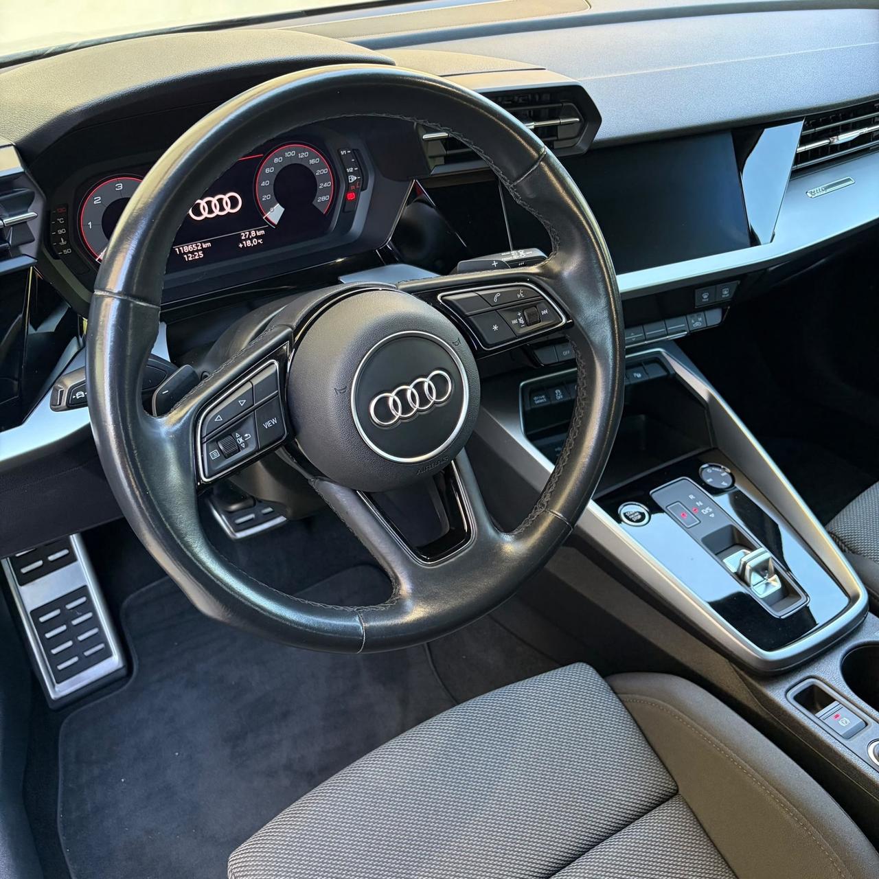 Audi A3 SPB 30 TDI S line edition
