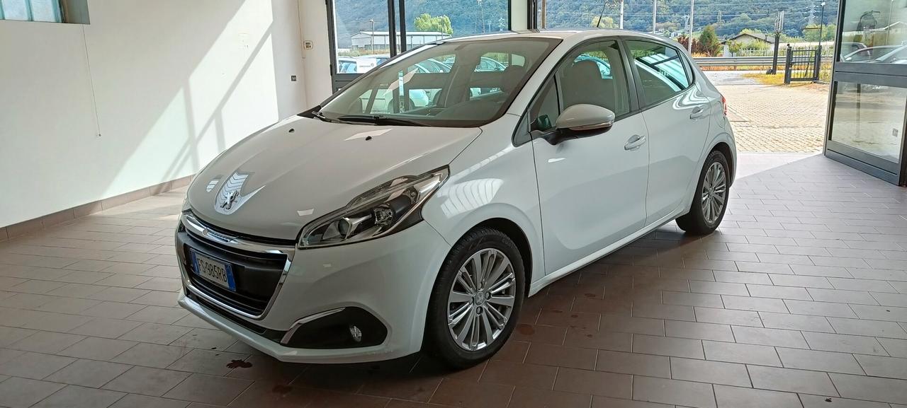 Peugeot 208 PureTech 82cv 5 porte Style