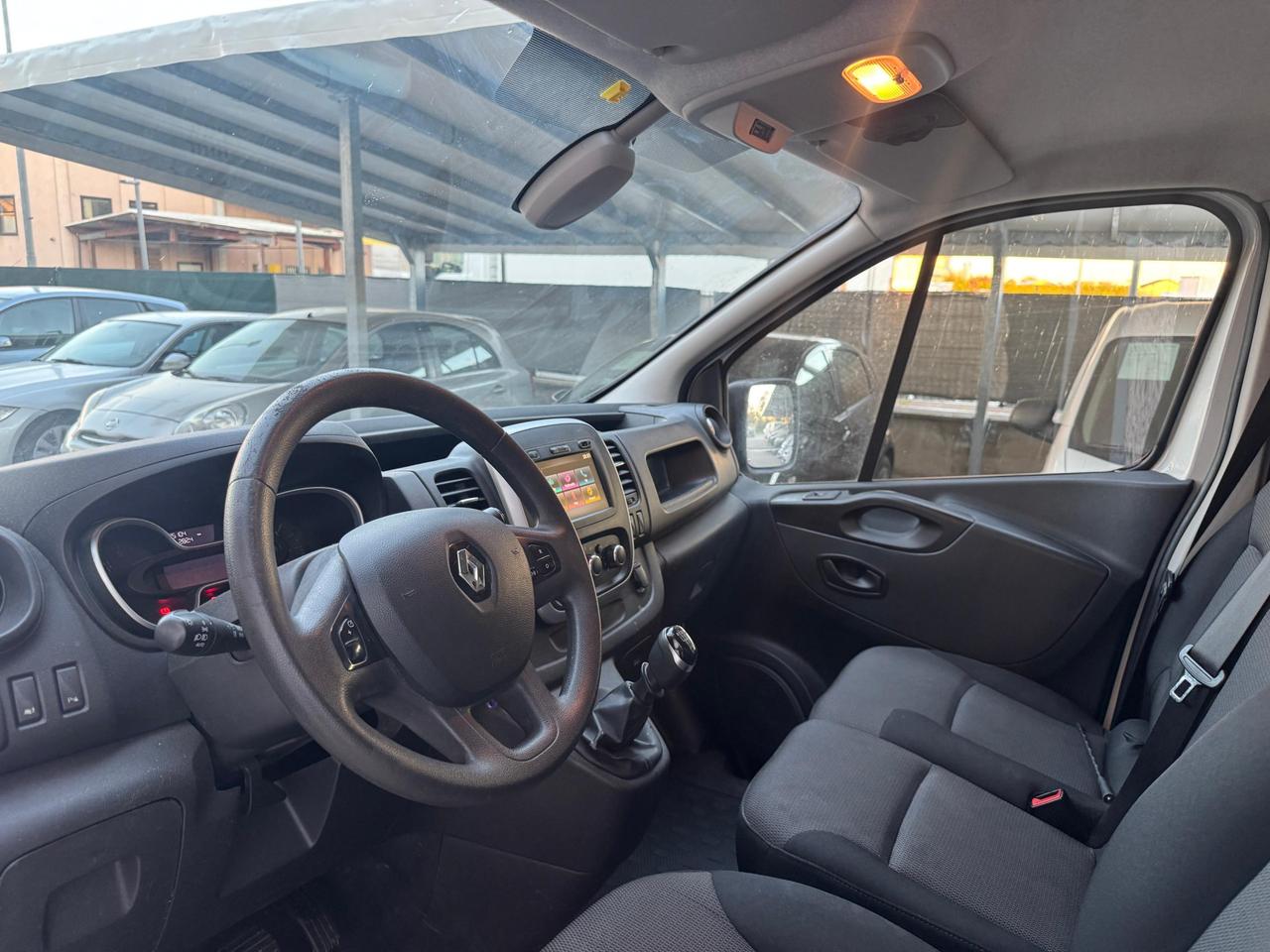 RENAULT Trafic trafic T27 2.0 dci 120cv L1H1 Ice AUTOCARRO