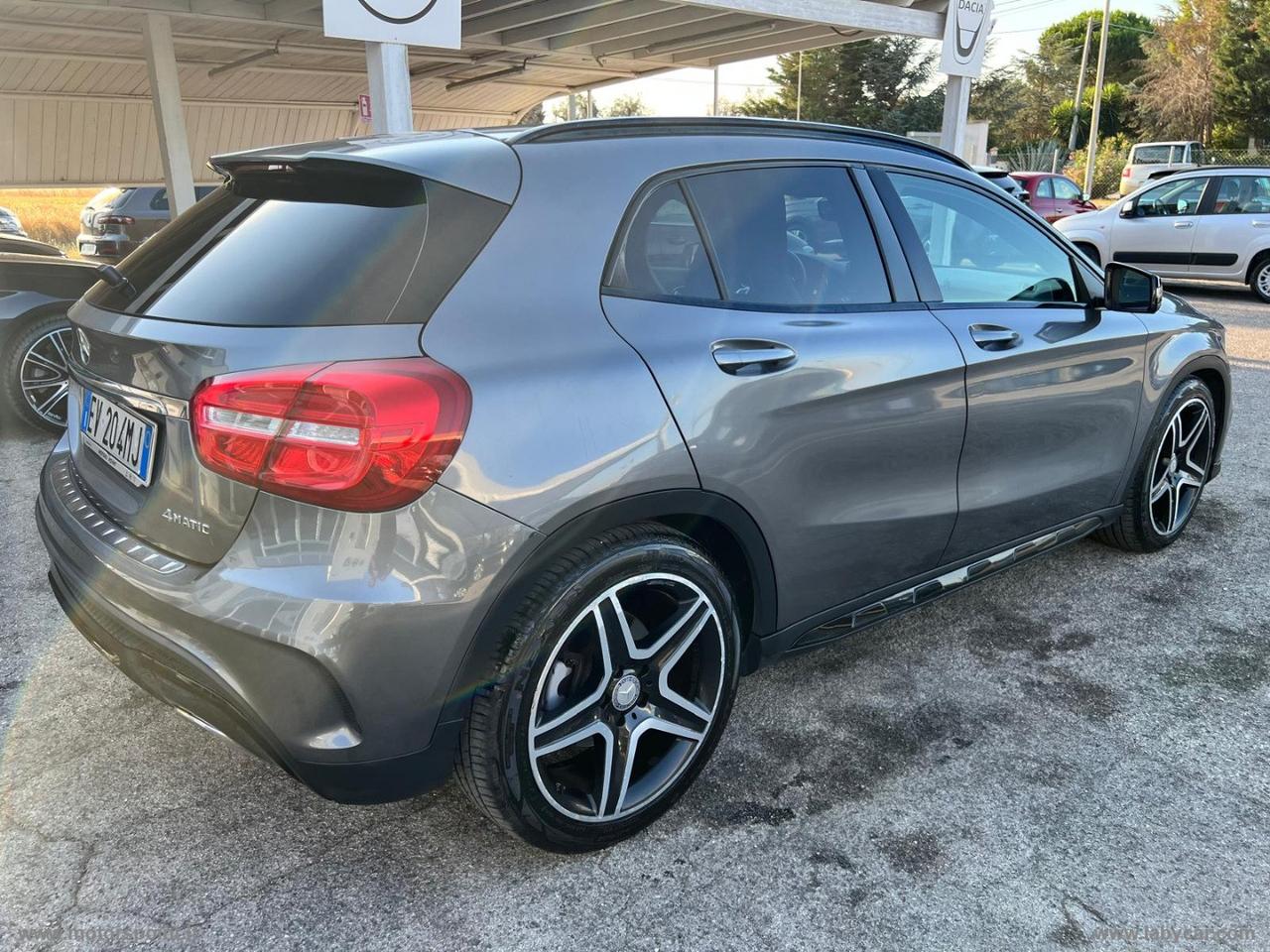 MERCEDES-BENZ GLA 220 CDI Automatic 4Matic Premium