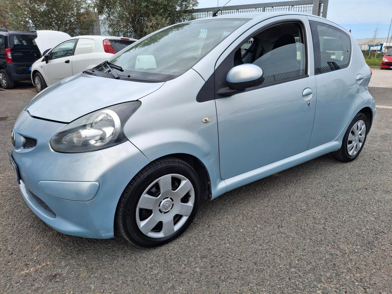 Toyota Aygo 1.0 12V VVT-i 5 Porte-NEOPATENTATI-