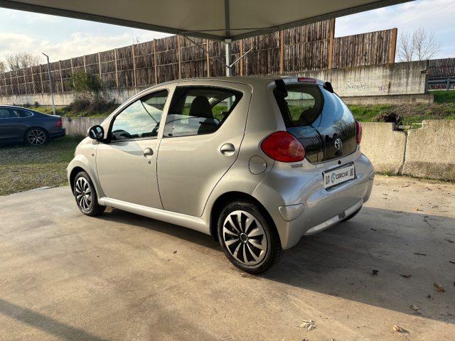 TOYOTA Aygo 1.0 12V VVT-i 5 porte OK NEOPATENTATI 5 PORTE