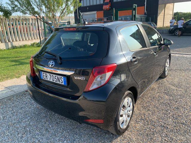 TOYOTA Yaris 1.0 5 porte Active