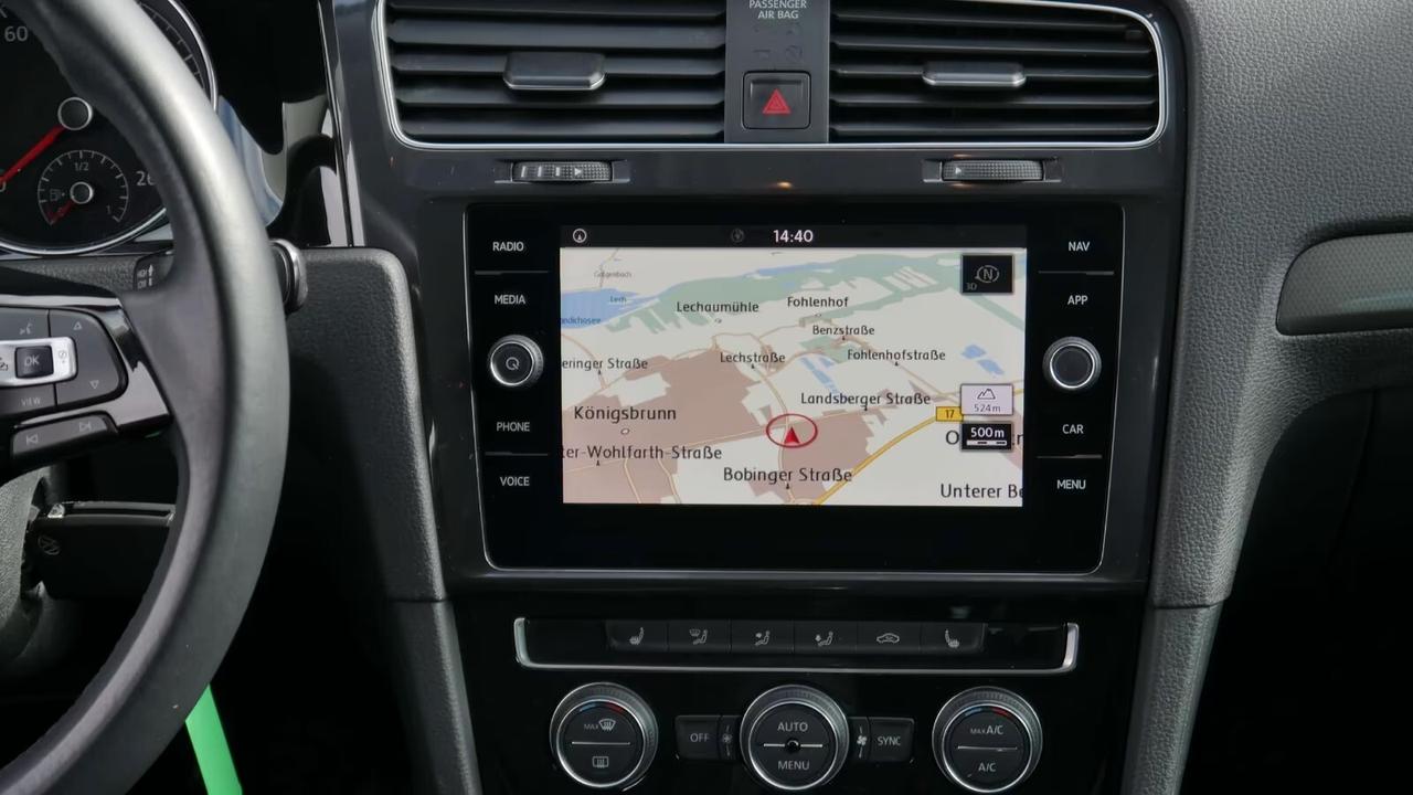 Volkswagen Golf 1.6 TDI Riscaldamento sedili Navigaz