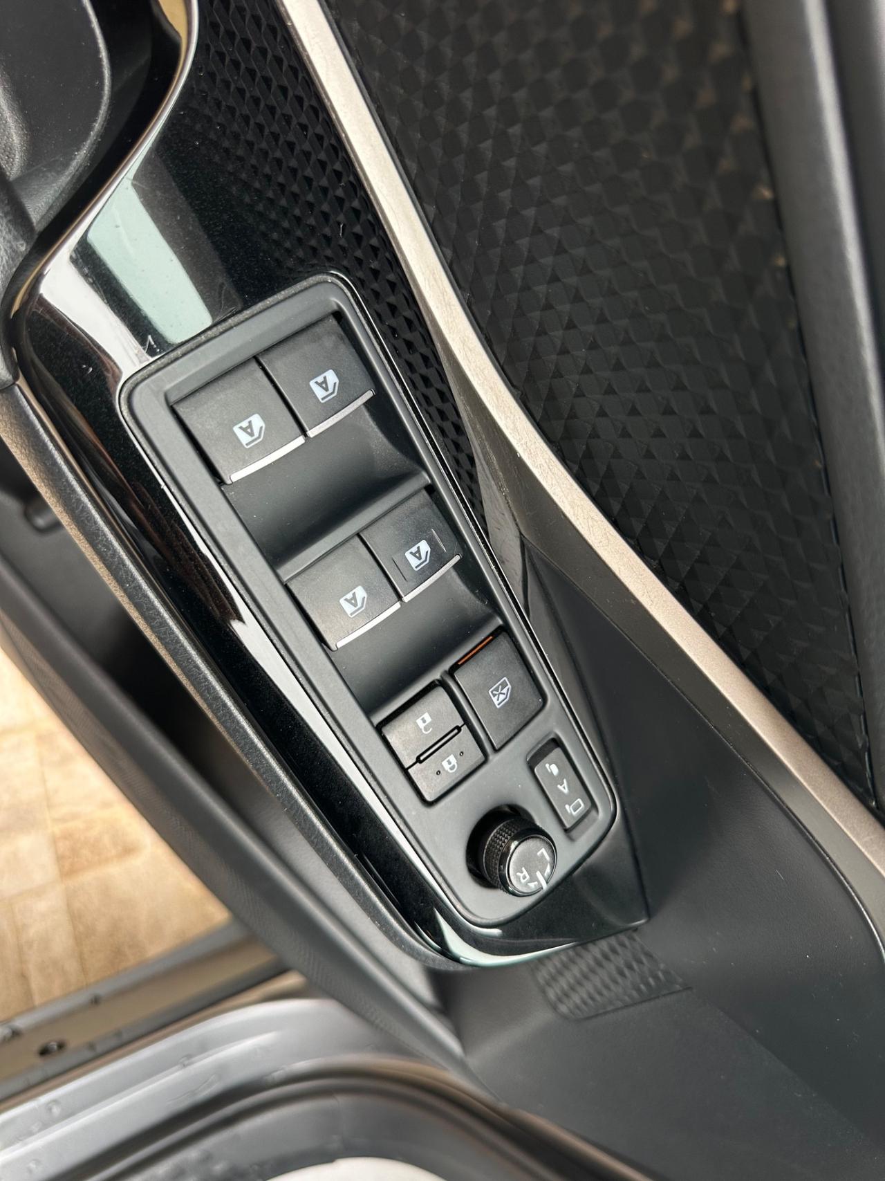 Toyota C-HR 1.8 Hybrid E-CVT Style 2018