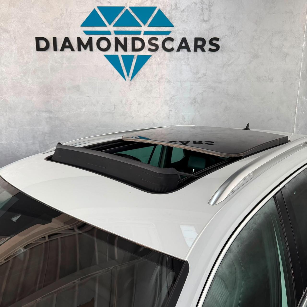 Volkswagen TIGUAN 2.0 TDI 4 MOTION DSG R-LINE