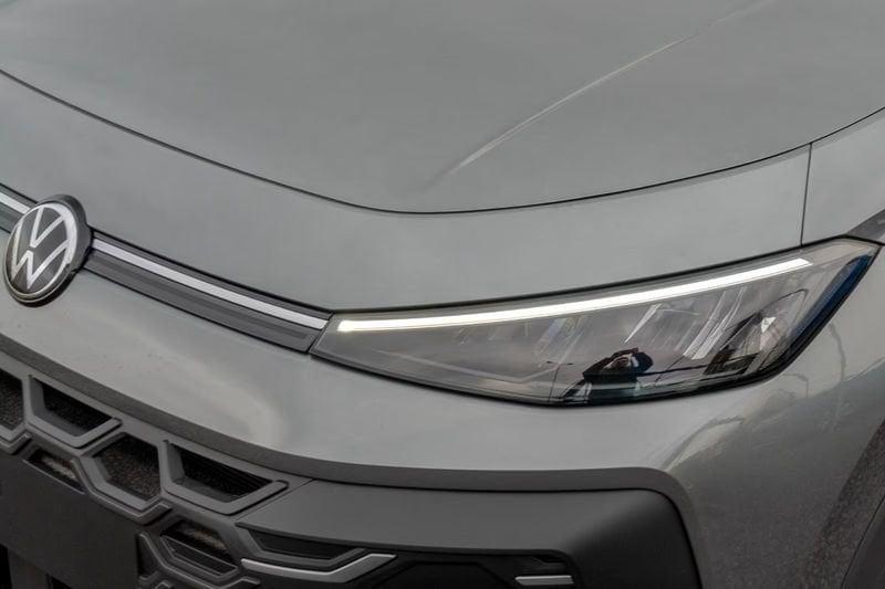 Volkswagen T-Roc 1.5 eTSI Life DSG NAVI LED CAMERA 2026