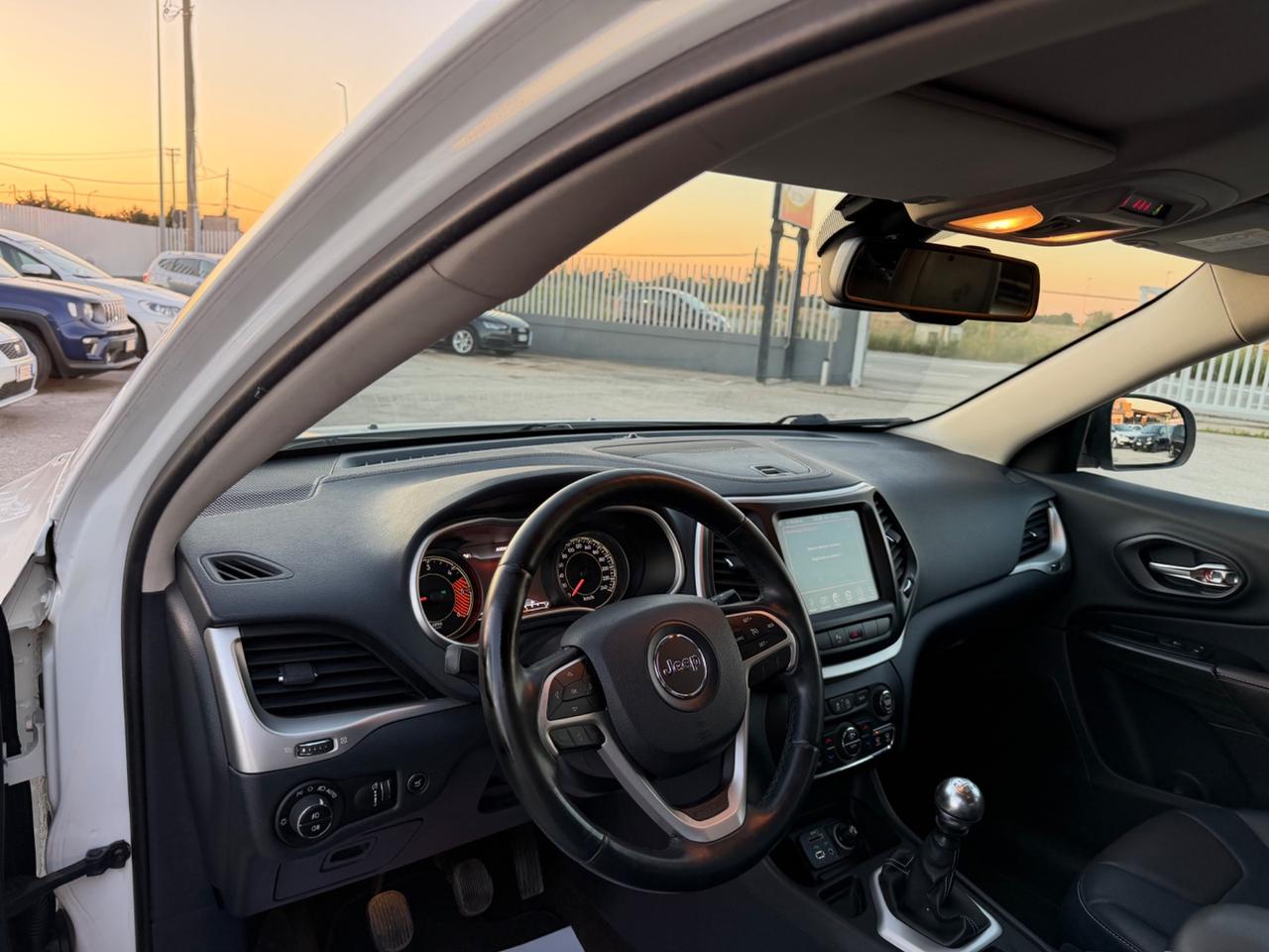 JEEP CHEROKEE 2.0 MJTD 140CV 2WD MANUAL FULL LED