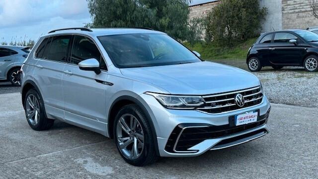 Volkswagen Tiguan 2.0 TDI 150 CV SCR DSG R-Line