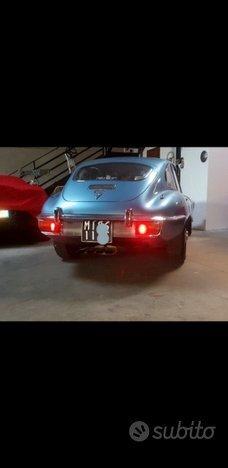 Italiana targa Milano