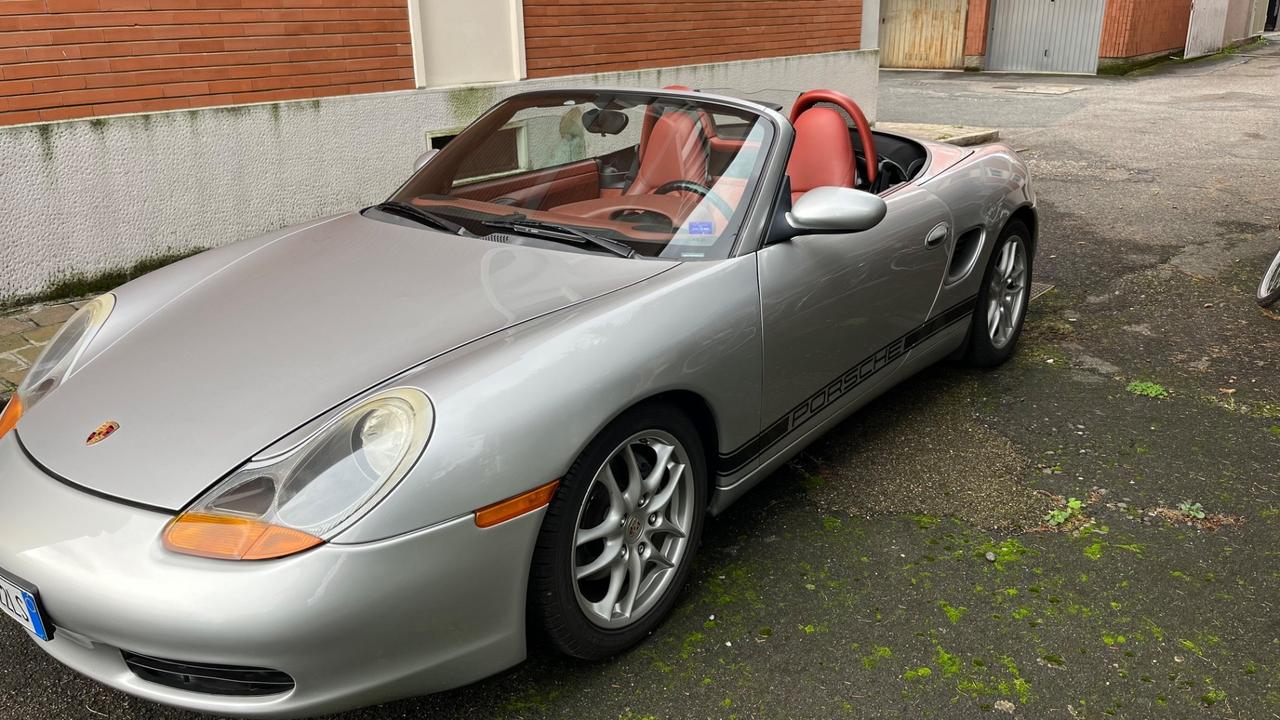 Porsche Boxster 2.5i 24V cat