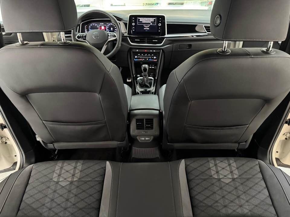 Volkswagen T-Roc 1.0 TSI R-Line 2023