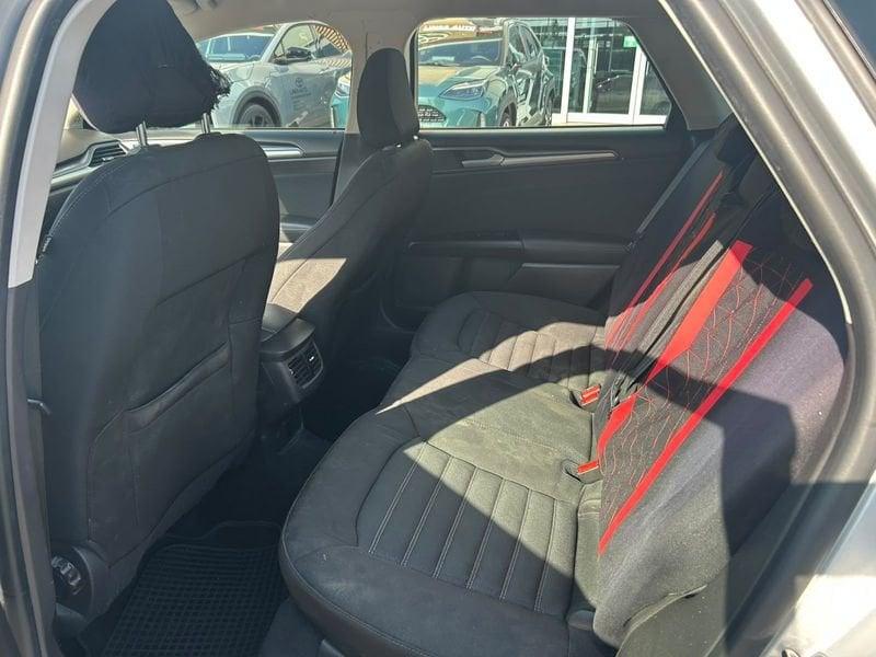 Ford Mondeo 2.0 TDCi 150cv S&S Powershift Tit. Bus.