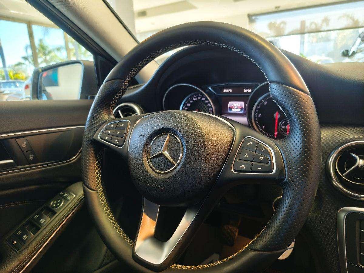 Mercedes-Benz A 180 d Sport Navi/Retro
