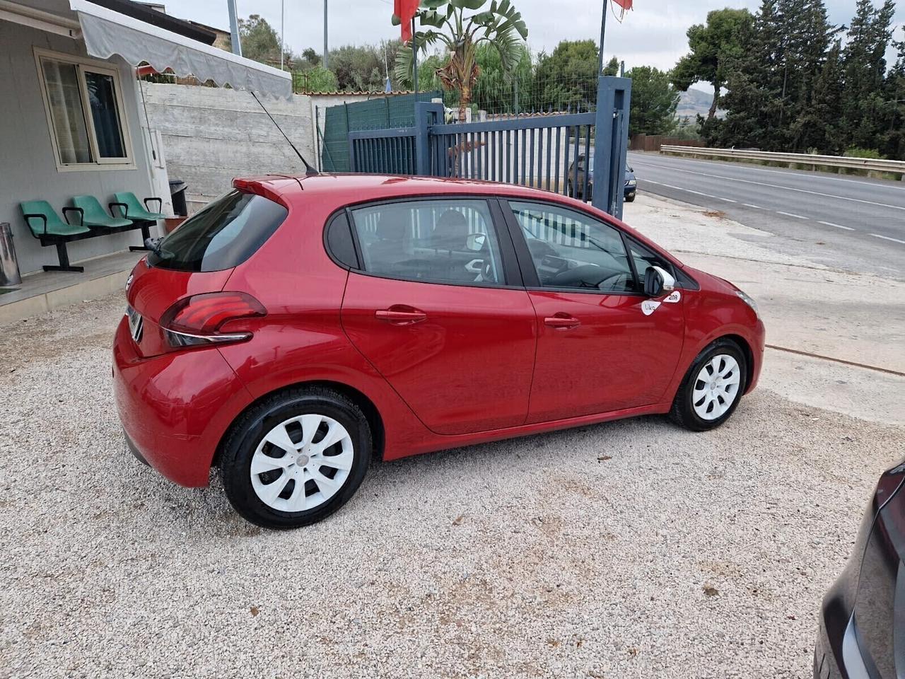 Peugeot 208 PureTech 68 5 porte Active