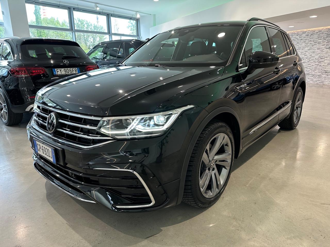 Tiguan R-Line 2.0 TDI 150cv DSG SCR IVA ESPOSTA